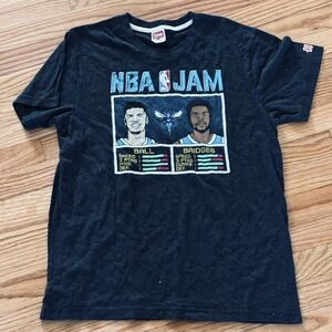 Homage NBA Jam Charlotte‎ Hornets Ball And Bridges Graphic Tee M